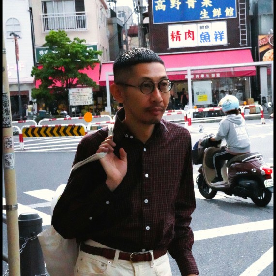 タブカラーシャツは謎だ。